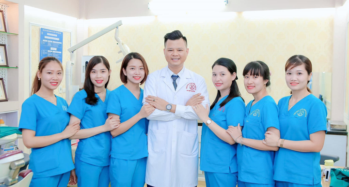 Bác sĩ Nha khoa Ngô Tùng Phương: Niềm vui khi tạo ra những nụ cười đẹp - 2