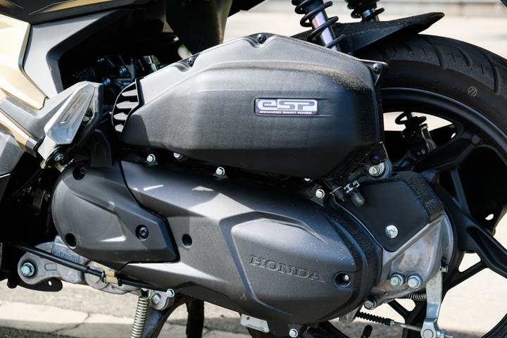 xe tay ga 125 cc ảnh 12 Giá lăn bánh các mẫu xe tay ga 125 cc phù hợp cho nam giới - 11