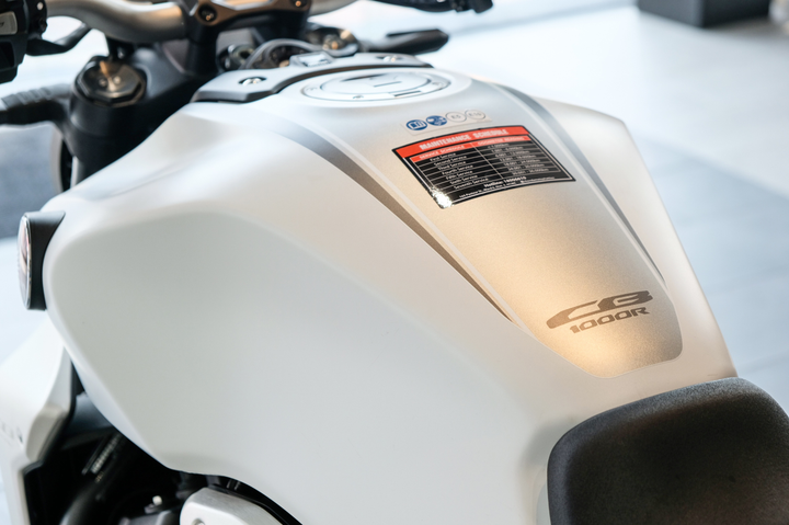 Những mẫu nakedbike chính hãng đắt nhất Việt Nam - 21