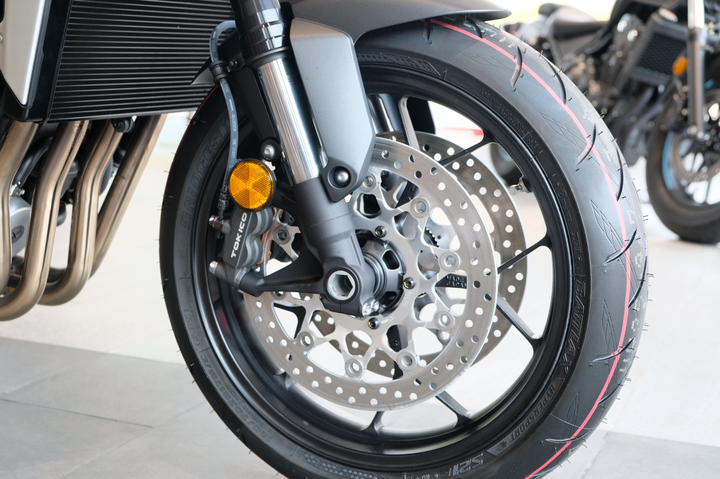 Những mẫu nakedbike chính hãng đắt nhất Việt Nam - 20