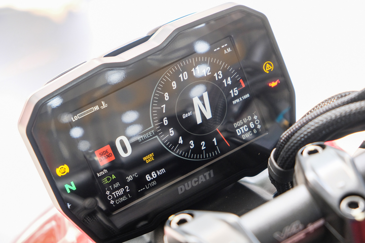 Những mẫu nakedbike chính hãng đắt nhất Việt Nam - 5