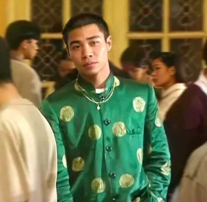 NSND Công Lý chia sẻ ảnh thời trẻ, vợ kém 15 tuổi phản ứng thế nào? - 1