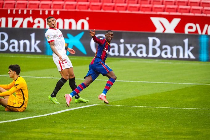 Messi ghi bàn, Barca lên nhì bảng - 1