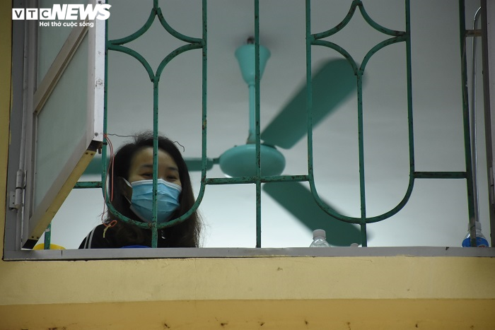 Ảnh: Di dời bệnh nhân COVID-19, chuẩn bị giải thể BV Dã chiến số 1 Hải Dương - 6