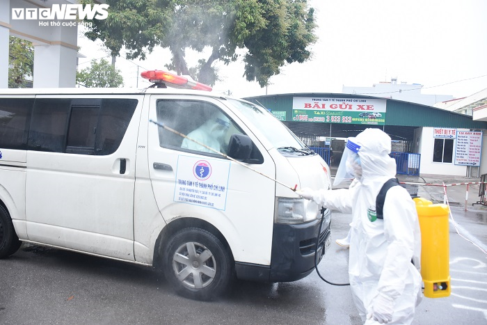 Ảnh: Di dời bệnh nhân COVID-19, chuẩn bị giải thể BV Dã chiến số 1 Hải Dương - 9