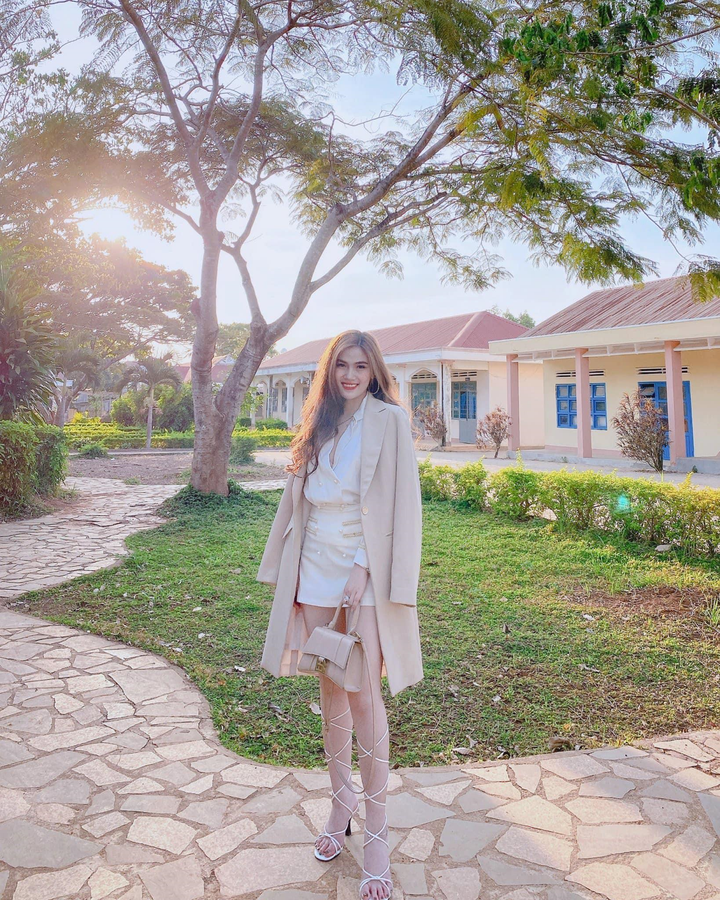 Trinh Nguyễn Boutique: Thương hiệu thời trang sang trọng dành cho phái đẹp - 1