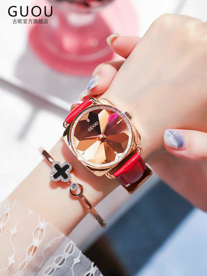 Kim Huyền Shop: Cửa hàng đồng hồ đa phong cách - 5