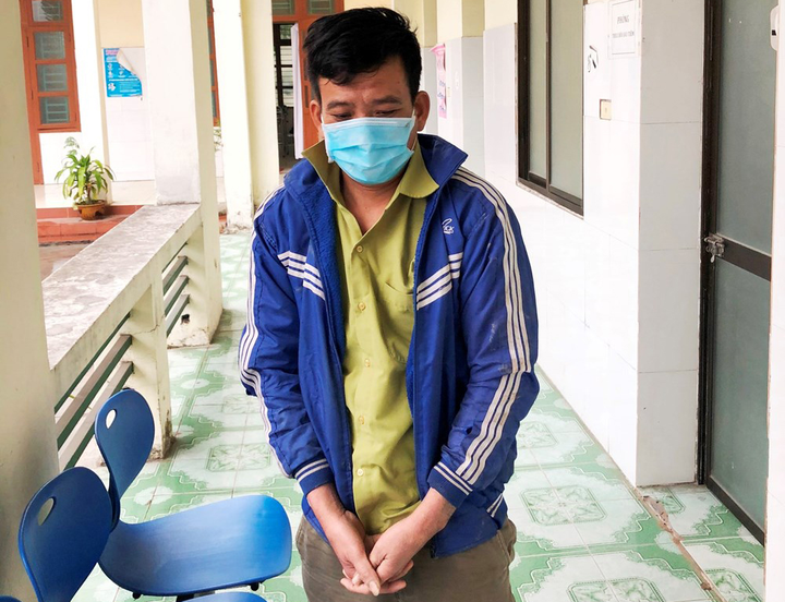 Trốn kiểm soát COVID-19, người đàn ông ở Hải Dương bơi vượt sông vào Hải Phòng - 2