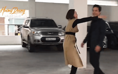 Hậu trường 'Hướng dương ngược nắng': Hồng Diễm ôm làm lành sau khi tát Hồng Đăng - 3