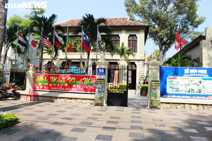 Ảnh: Bảo tàng vũ khí cổ 'không thiếu thứ gì' ở Vũng Tàu - 1