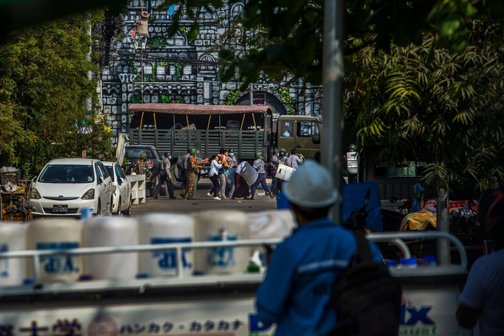 Bi kịch dân thường trong cuộc biểu tình Myanmar - 11