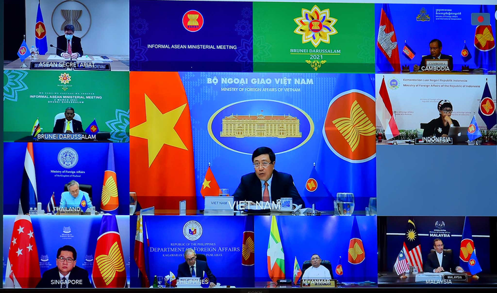 ASEAN họp bàn tình hình Myanmar: Phó Thủ tướng Phạm Bình Minh phát biểu - 1