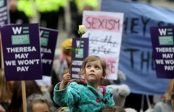 Đàn ông các nước làm gì trong Ngày Quốc tế Phụ nữ 8/3? - 8