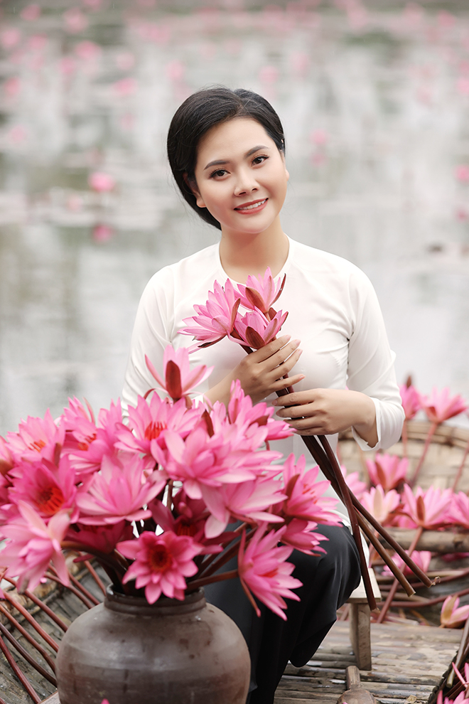 Sao Mai Lương Nguyệt Anh tiết lộ con trai nuôi - 2