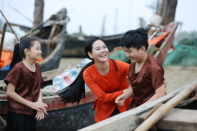 Sao Mai Lương Nguyệt Anh tiết lộ con trai nuôi - 1