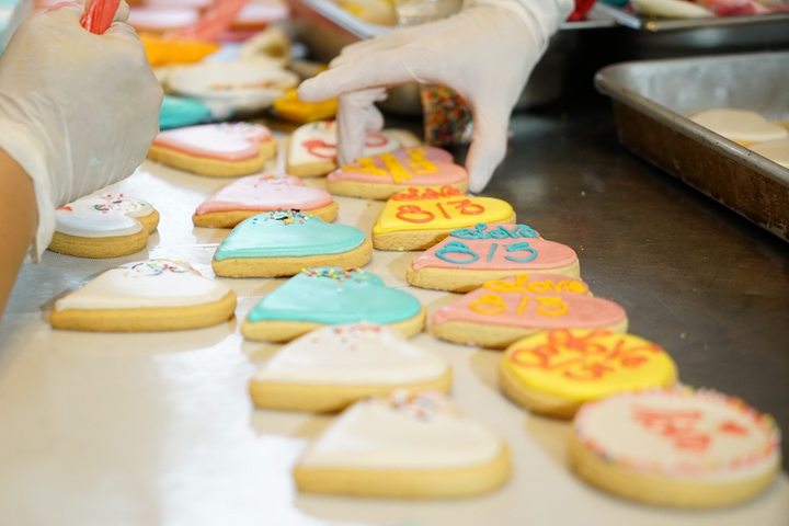 Những chiếc bánh đặc biệt trên chuyến bay chở yêu thương và hy vọng - 5