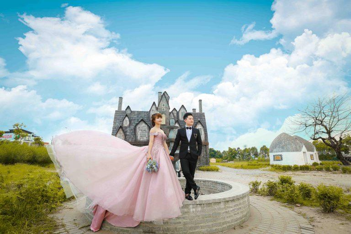 Phim trường đám cưới hàng chục tỷ đồng đắp chiếu cả năm, nhà đầu tư khóc ròng - 1