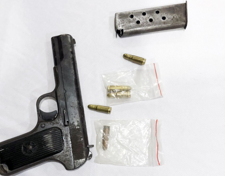 Nổ súng, hỗn chiến ở Cần Thơ: Xác định người mang 2 khẩu súng đến hiện trường - 2