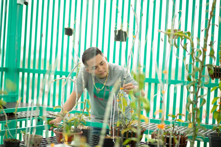 Nghệ nhân Lê Đăng Khoa chia sẻ cách chăm sóc lan phi điệp đột biến đúng chuẩn - 2