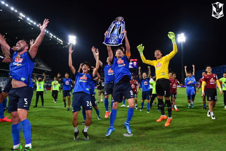 Người cũ HAGL vô địch Thai League sớm 6 vòng đấu  - 2