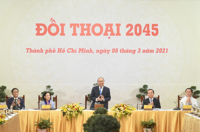 Ảnh: Thủ tướng với lãnh đạo doanh nghiệp tại 'Đối thoại 2045' - 1
