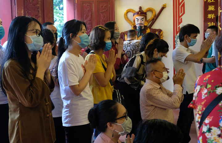 Chuẩn bị phòng dịch tốt, di tích mở cửa đón khách - 4