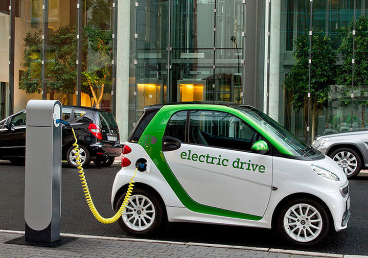 Ô tô điện Việt Nam sạc pin 20 phút, chạy cả trăm cây số - 2