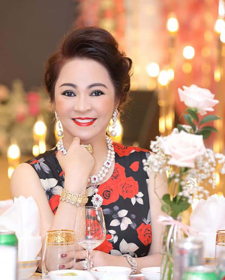 Tố cáo 'thần y' Võ Hoàng Yên lừa đảo, vợ ông Dũng 'lò vôi' lên mạng giãi bày - 1