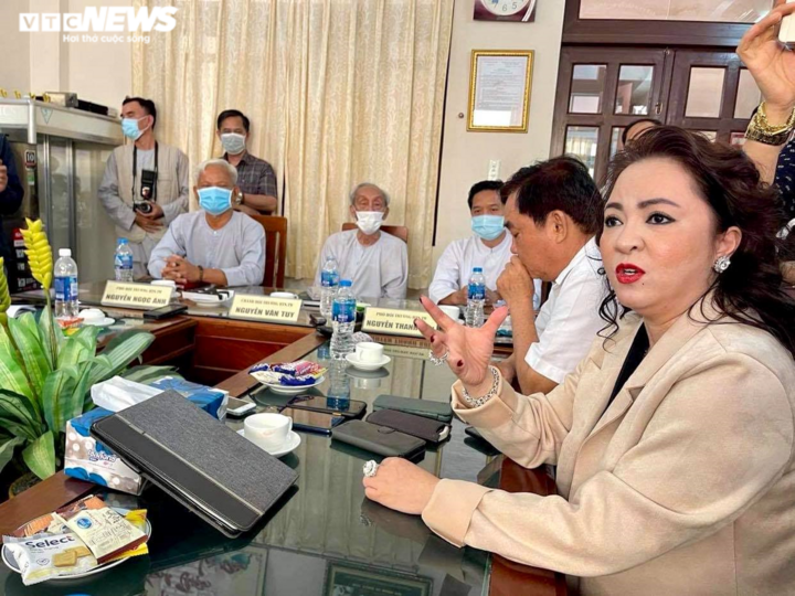 Ông Võ Hoàng Yên xin trả lại tiền, vợ ông Dũng 'lò vôi' đòi lột trần sự lừa đảo - 1