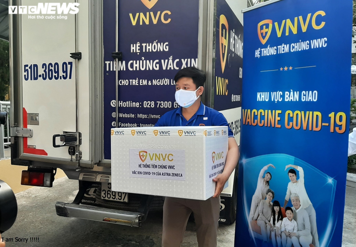 Ảnh: Ngày tiêm vaccine COVID-19 đầu tiên tại TP.HCM - 1