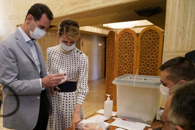 Tổng thống Syria và phu nhân mắc COVID-19 - 1