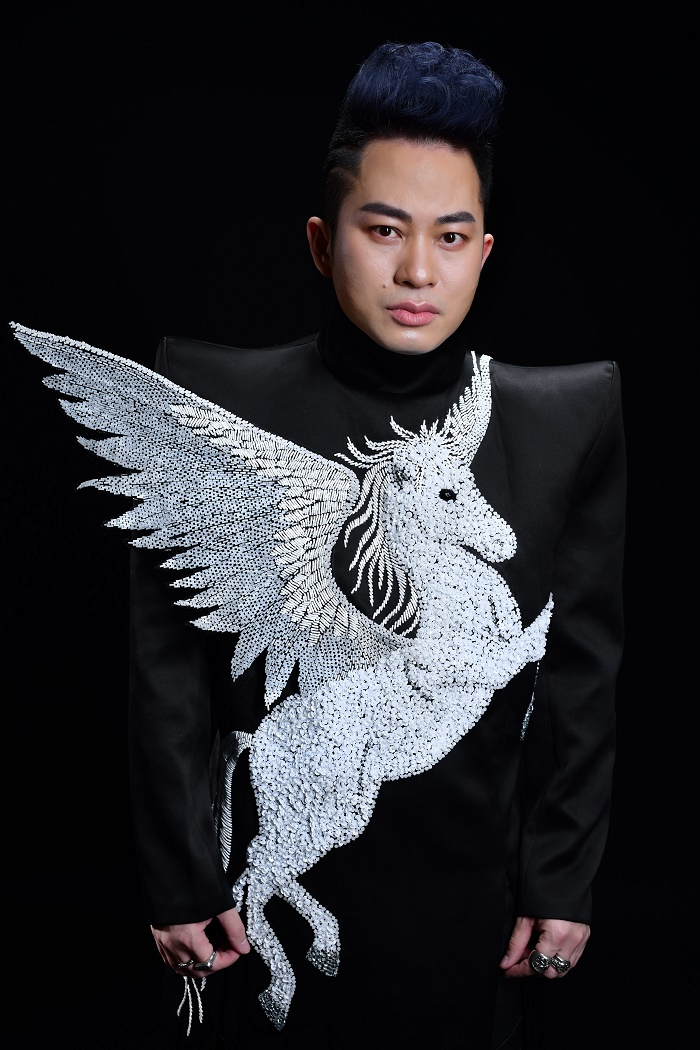 Tùng Dương: Vợ ít khi hài lòng về tôi - 1