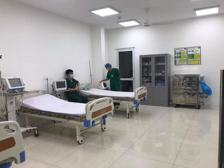 Vaccine COVID-19 về tới Bệnh viện Bệnh Nhiệt đới Trung ương, chuẩn bị tiêm - 7