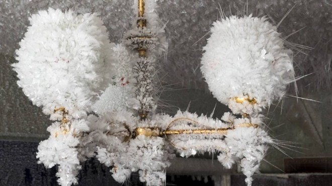 Ảnh: Rùng mình ngắm những 'thị trấn ma' chìm trong băng tuyết ở Nga - 1