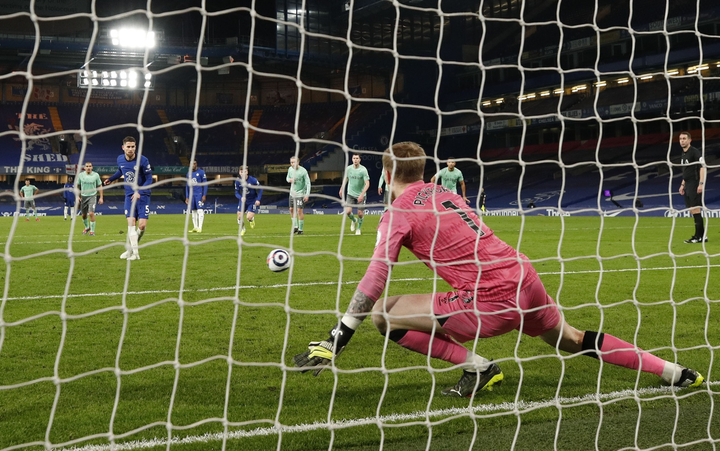 Hạ Everton, Chelsea nối chuỗi trận bất bại lên con số 11 - 2