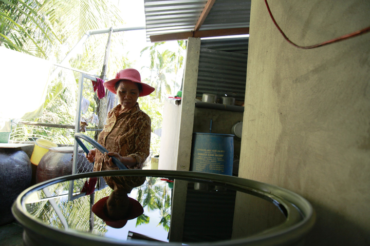 Giá nước tăng 5 lần, Tổng Giám đốc Công ty cấp nước Bến Tre nói không có lãi - 1