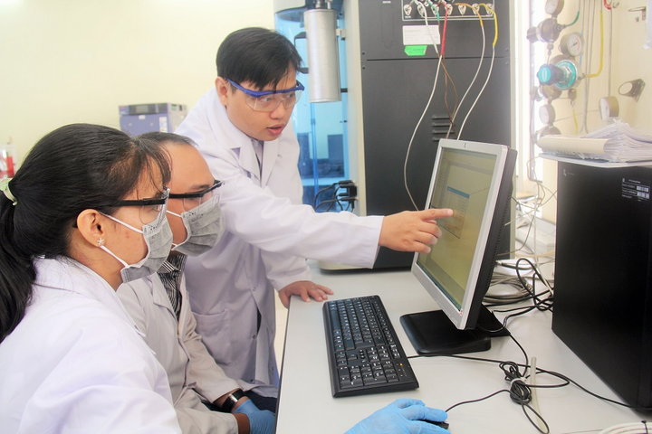 Gương mặt trẻ tiêu biểu Việt Nam 2020 tạo vật liệu nano hỗ trợ điều trị ung thư - 1