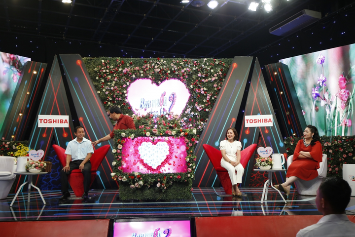 Giám đốc U50 cưới bà mẹ đơn thân sau 2 tháng tham gia 'Bạn muốn hẹn hò' - 1