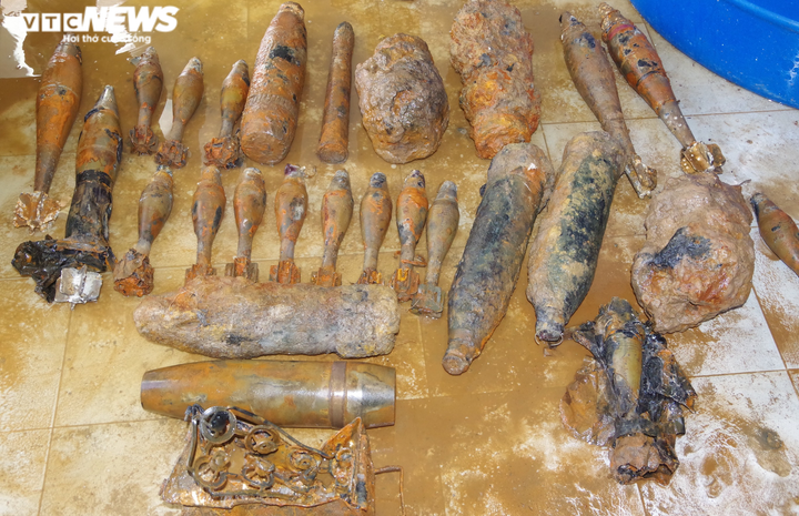 Ảnh: Xem bộ đội Bạc Liêu hủy nổ 2 tấn đạn còn sót lại sau chiến tranh - 2