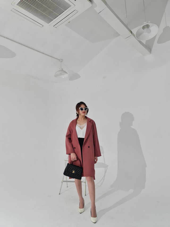 Thư - 2Hand Clothing: Cửa hàng thời trang hiện đại dành cho nữ giới - 1