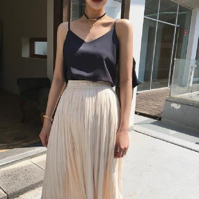 Đẹp tinh tế cùng tuyệt chiêu phối đồ với chân váy xếp ly từ Kiều My Shop - 3
