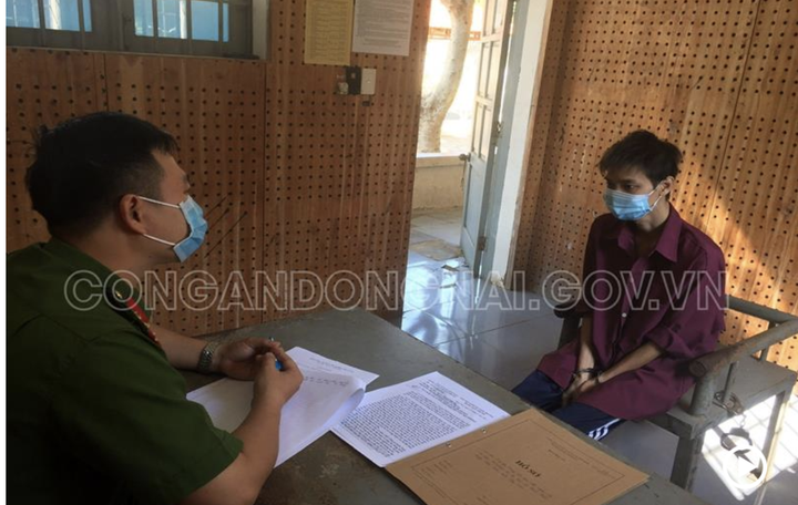 Khởi tố nam thanh niên đẩy bố ruột ngã chết sau cuộc nhậu - 1