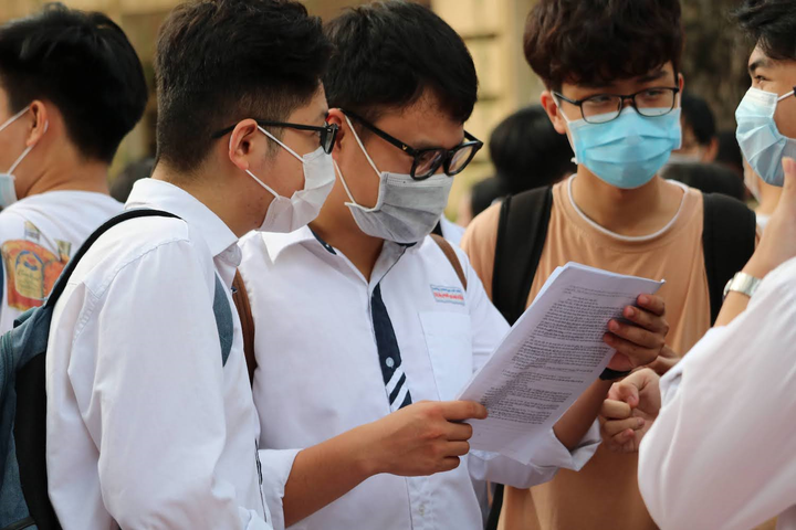 Trường THPT chuyên Khoa học Xã hội và Nhân văn công bố phương án tuyển sinh - 1