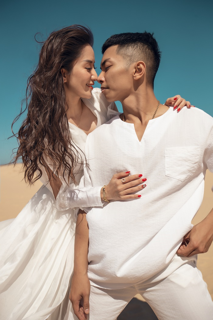 Khánh Thi: 'Tôi may mắn vì được sống dưới một mái nhà với bố mẹ chồng' - 8