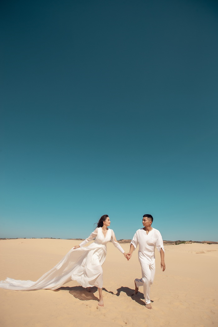 Khánh Thi: 'Tôi may mắn vì được sống dưới một mái nhà với bố mẹ chồng' - 6