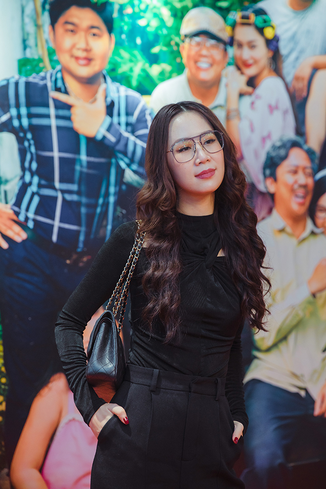 Ảnh: Xuân Hinh, Thanh Lam hẹn hò dàn sao đi xem 'Bố già' - 8