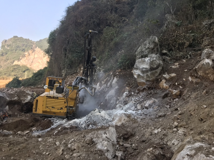 Thiếu vật liệu xây dựng, cao tốc Bắc-Nam phải thi công cầm chừng - 2