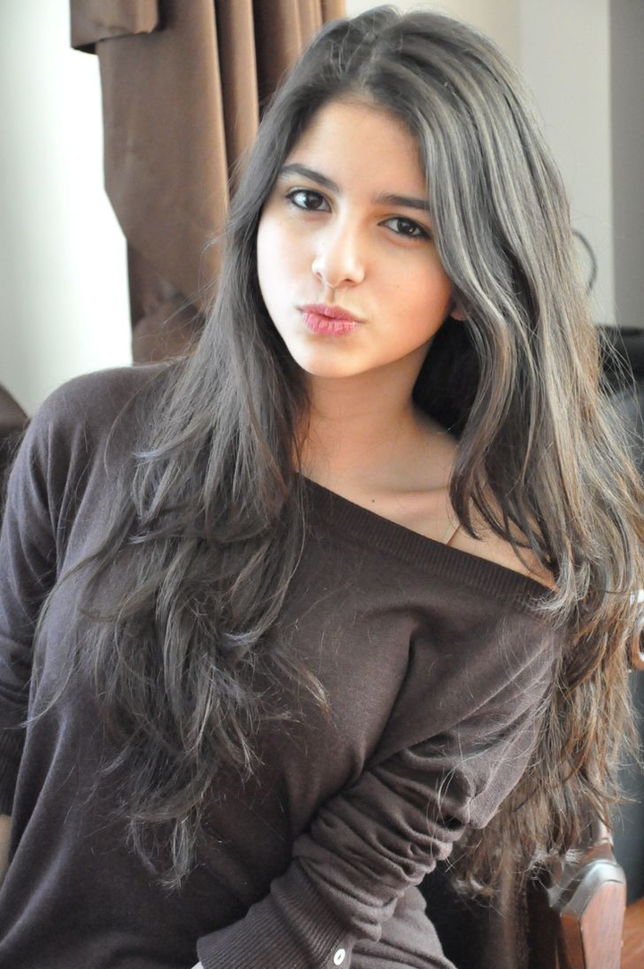 Trắc nghiệm vui đoán tính cách: Bạn thích nhuộm tóc màu gì? - 10