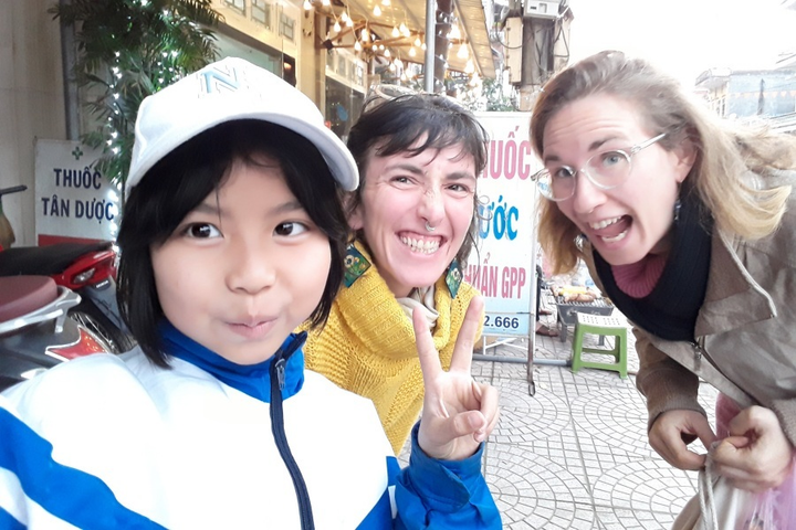 Cha con người Tày vượt 150 km xuống Hà Nội luyện tiếng Anh - 2
