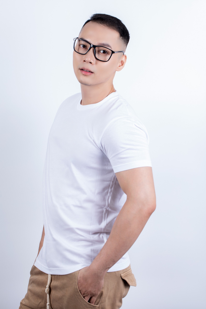 Đỗ Trọng Tấn: Từ mẫu ảnh đến giám đốc trẻ đầy tài năng - 1